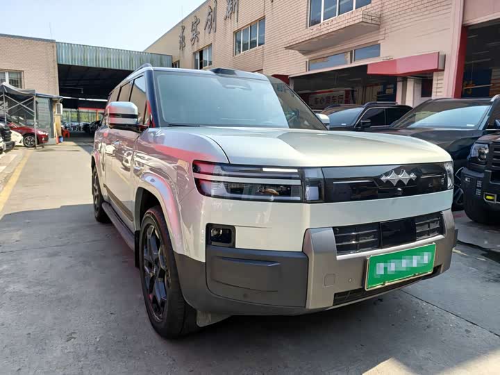 BYD FangChengBao Titanium 7 (Tai 7), 2025 — фото 3 из 9