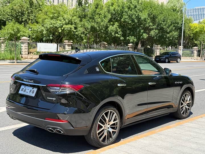 Maserati Levante, 2021 — фото 6 из 9