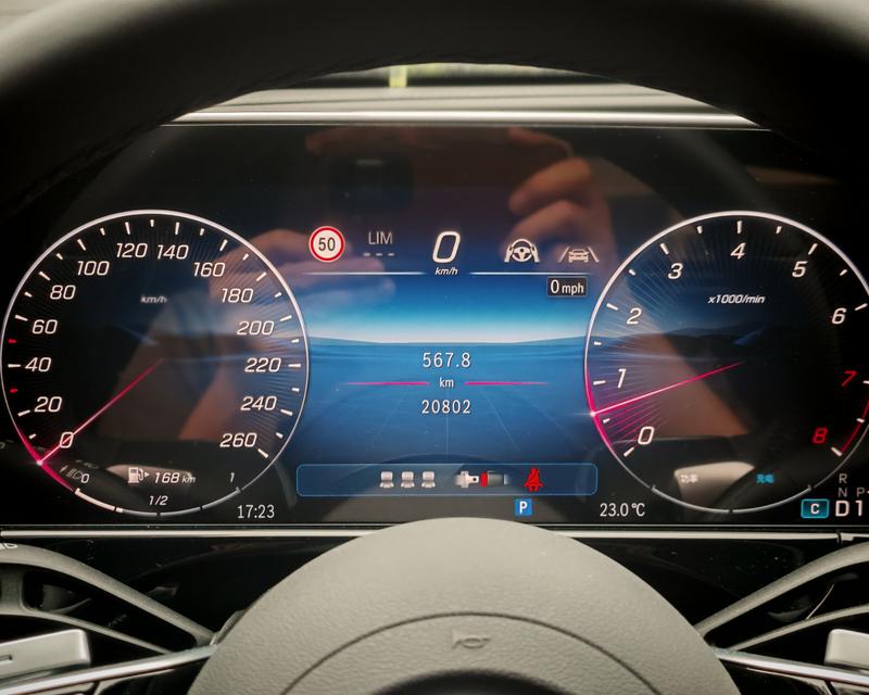 Mercedes-Benz E-Class, 2025 — фото 8 из 9