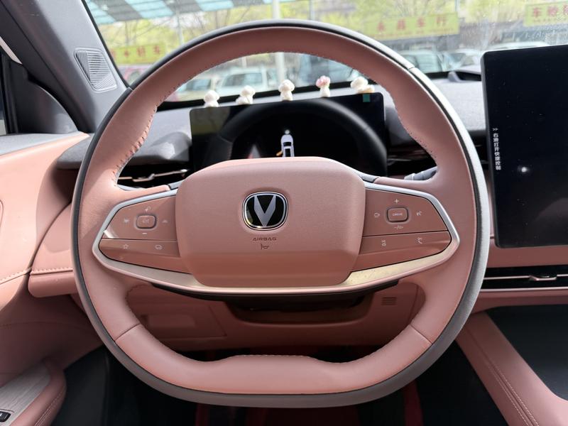 Changan UNI-Z Hybrid, 2025 — фото 9 из 12