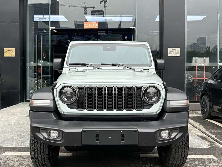 Jeep Wrangler, 2024 — фото 2 из 9
