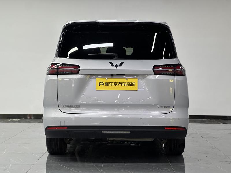 Wuling Starlight 730 Hybrid/EV, 2025 — фото 6 из 12