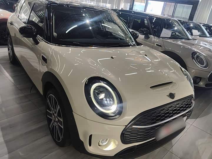 Mini Clubman, 2022 — фото 3 из 9