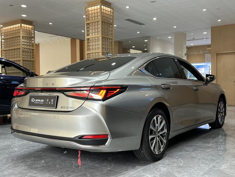 Lexus ES, 2025 — фото 6 из 12