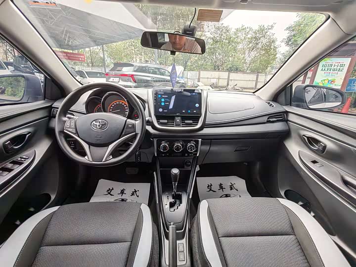Toyota Yaris L Hatchback, 2022 — фото 4 из 9