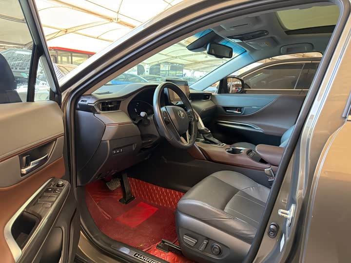 Toyota Harrier, 2023 — фото 5 из 10