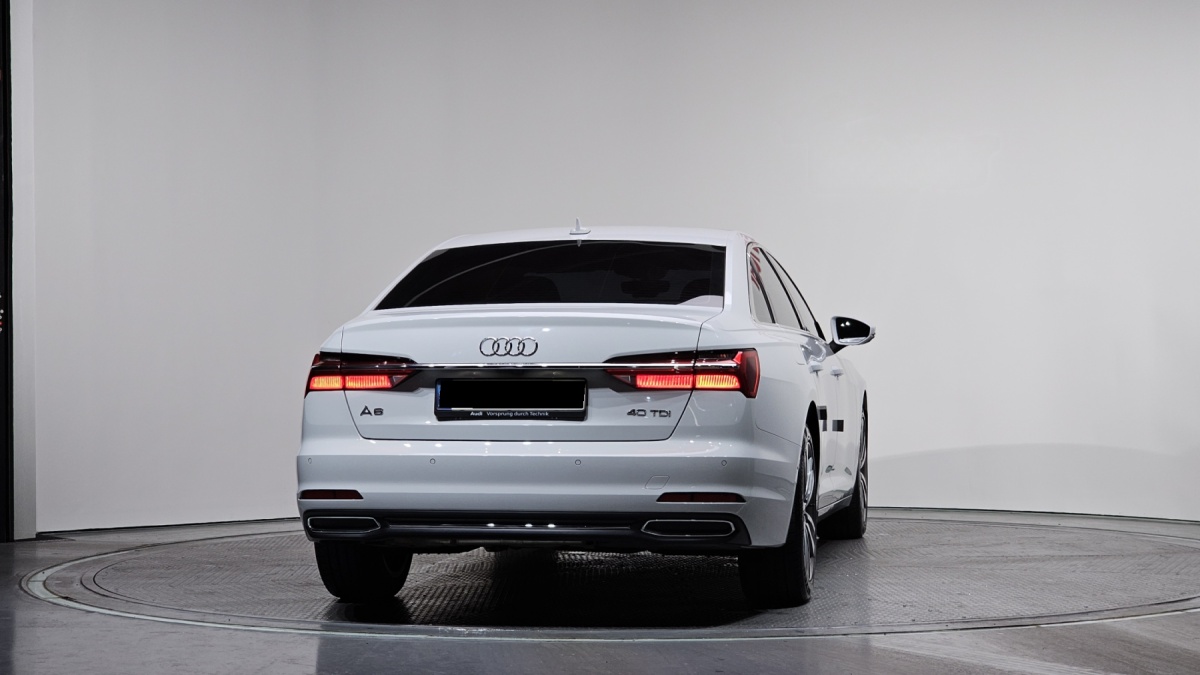 Audi A6, 2022 — фото 4 из 12