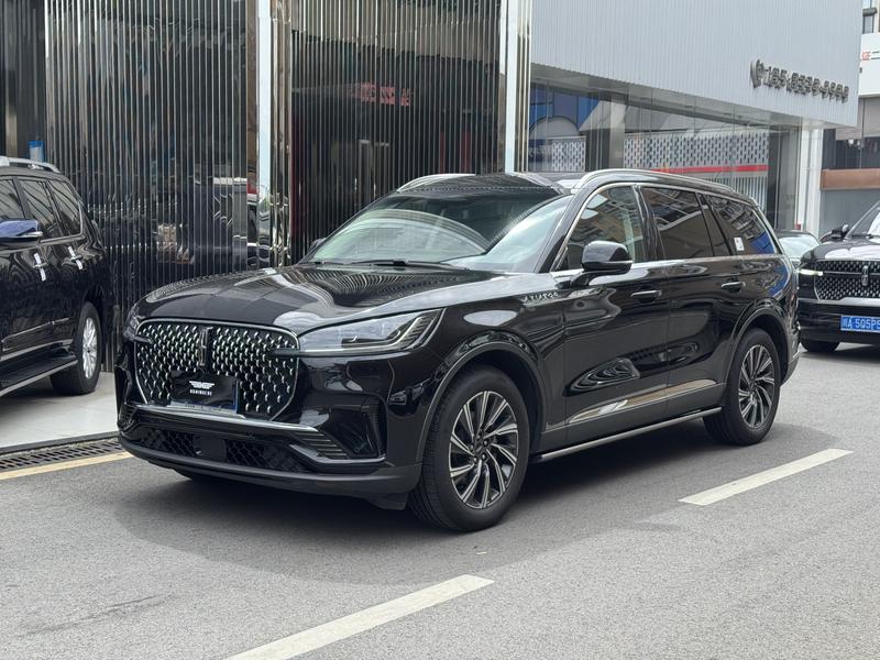 Lincoln Aviator, 2025 — купить в Смоленске под ключ