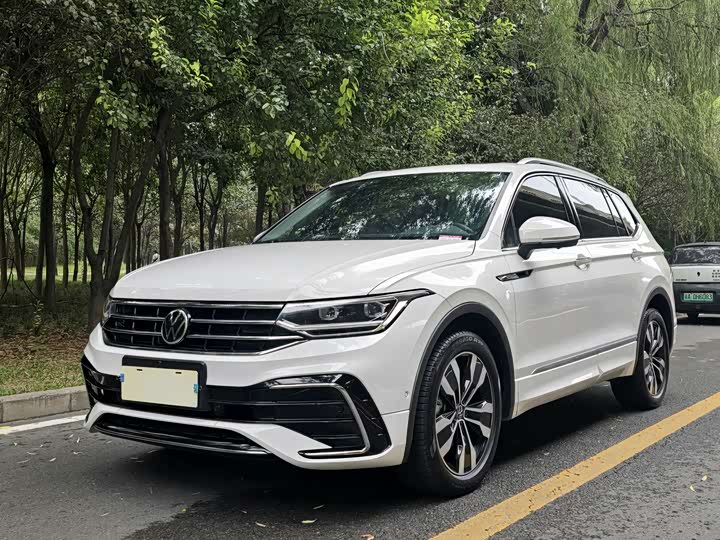 Volkswagen Tiguan L Pro, 2021 — купить в Саранске под ключ