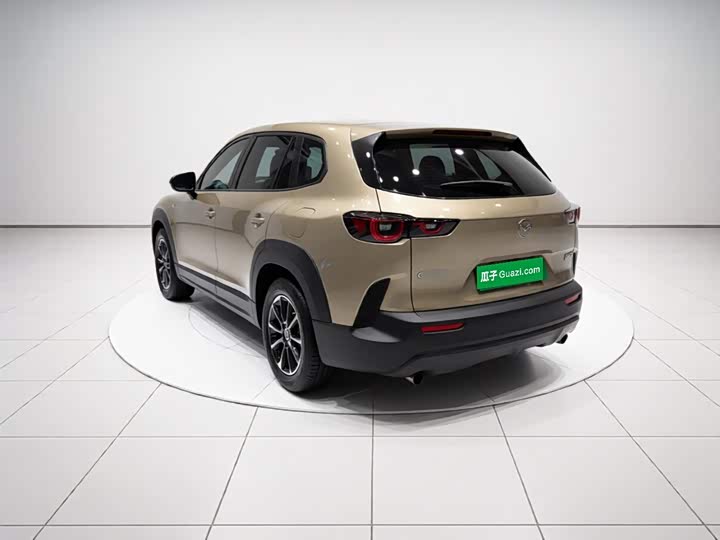 Mazda CX-50, 2023 — фото 4 из 9