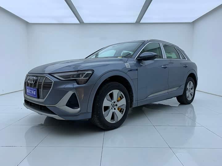 Audi e-tron, 2025 — фото 2 из 9