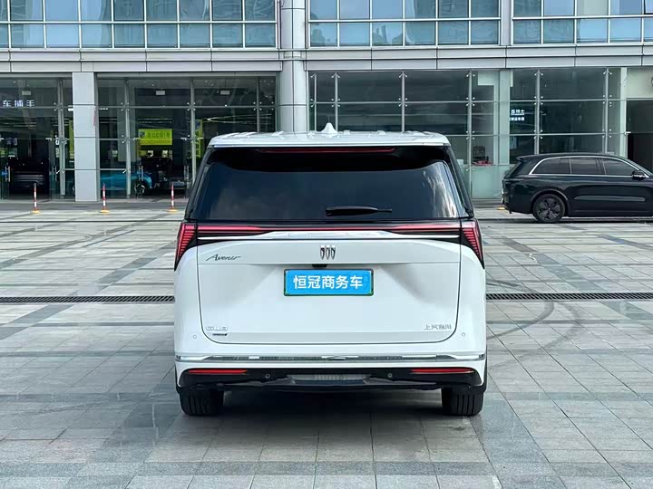 Buick GL8 Hybrid, 2025 — фото 5 из 9