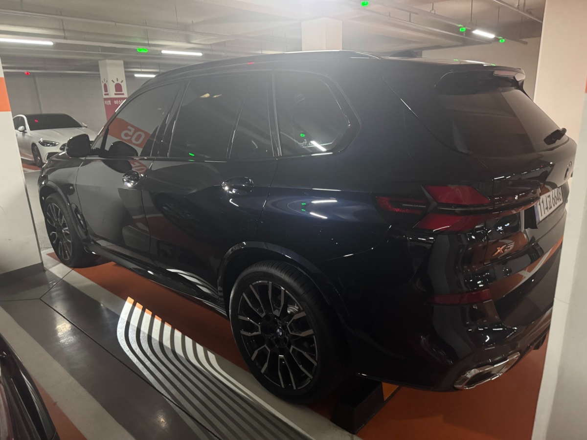 BMW X5, 2025 — фото 2 из 12