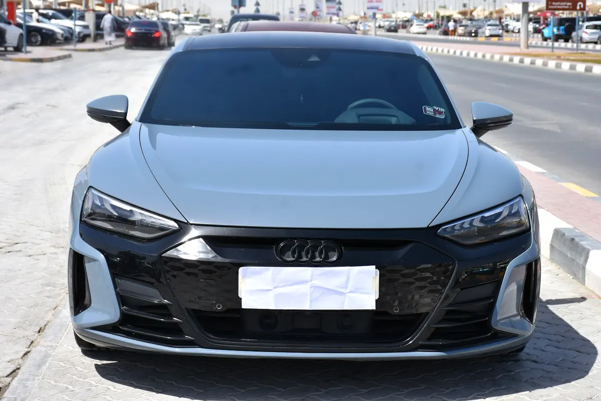 Audi e-tron GT, 2022 — фото 2 из 10