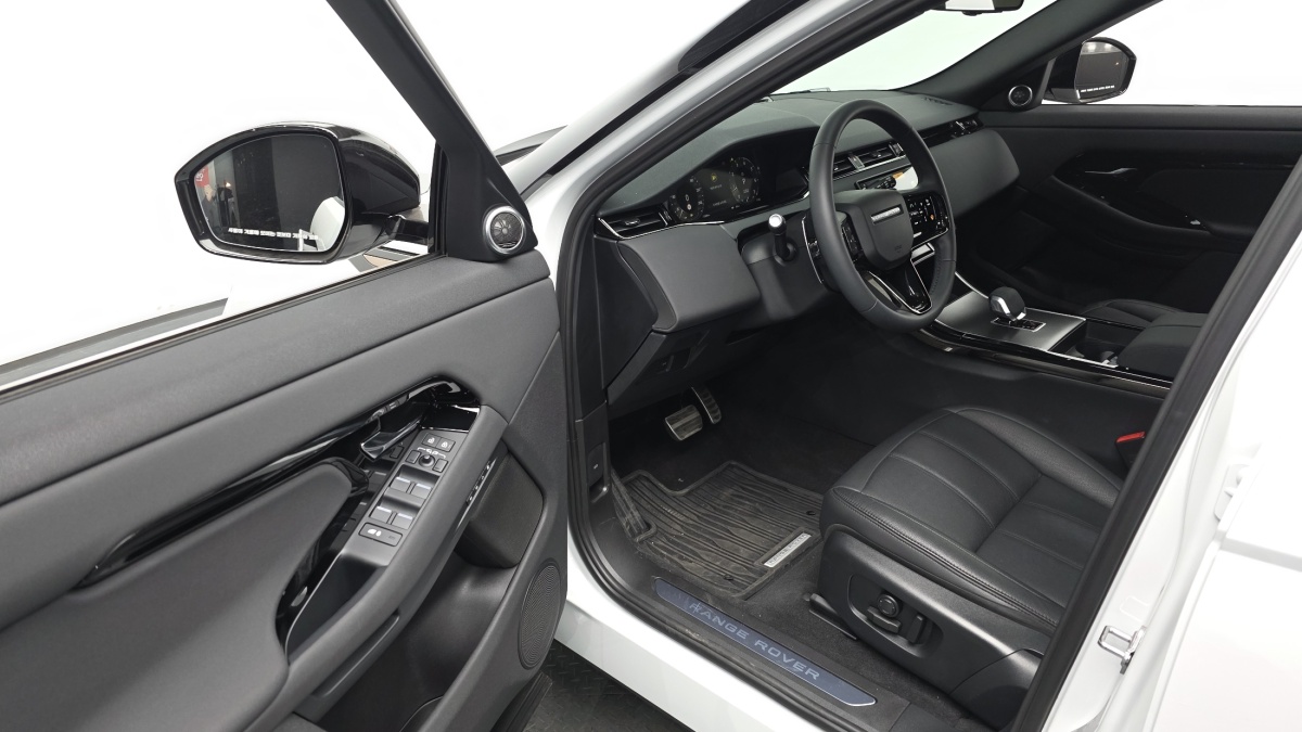 Land Rover Range Rover Evoque, 2024 — фото 10 из 12