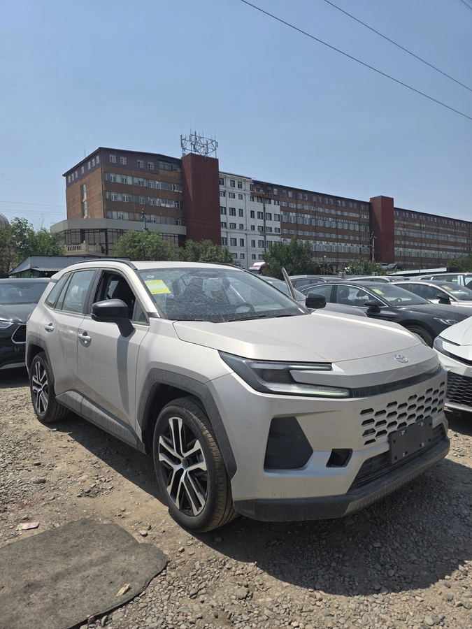Toyota Wildlander, 2026 — фото 2 из 10