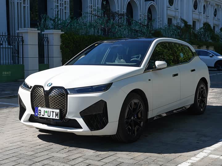 BMW iX, 2022 — купить в Иванове под ключ
