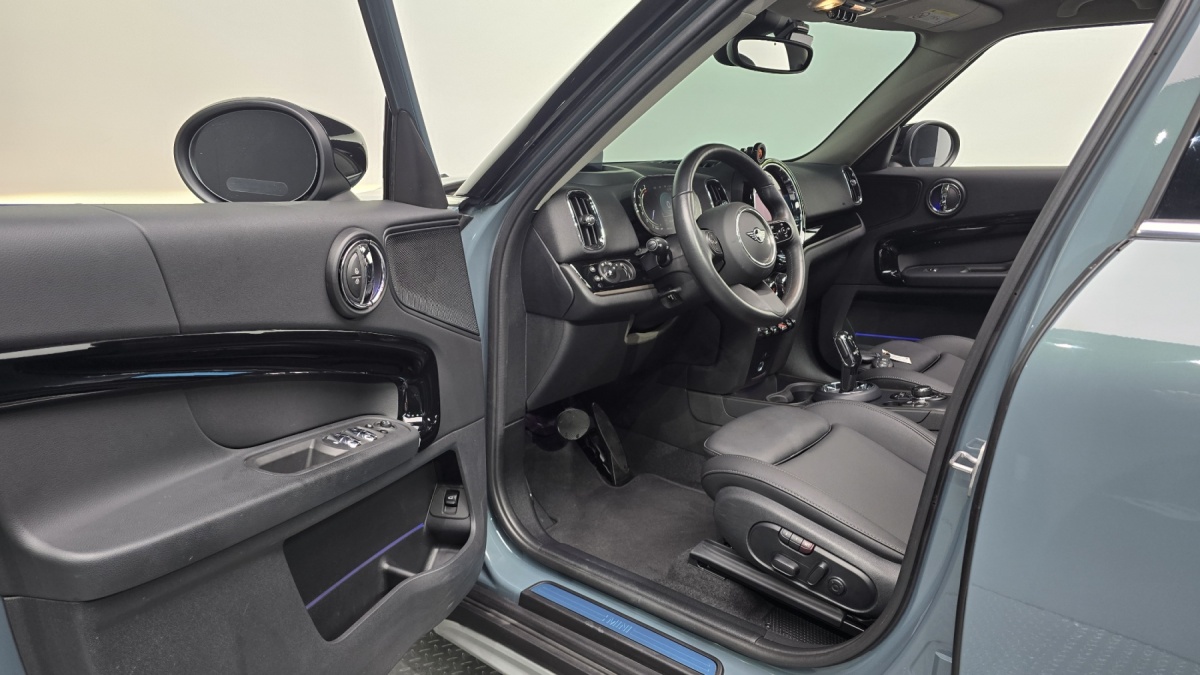 Mini Countryman, 2023 — фото 10 из 12