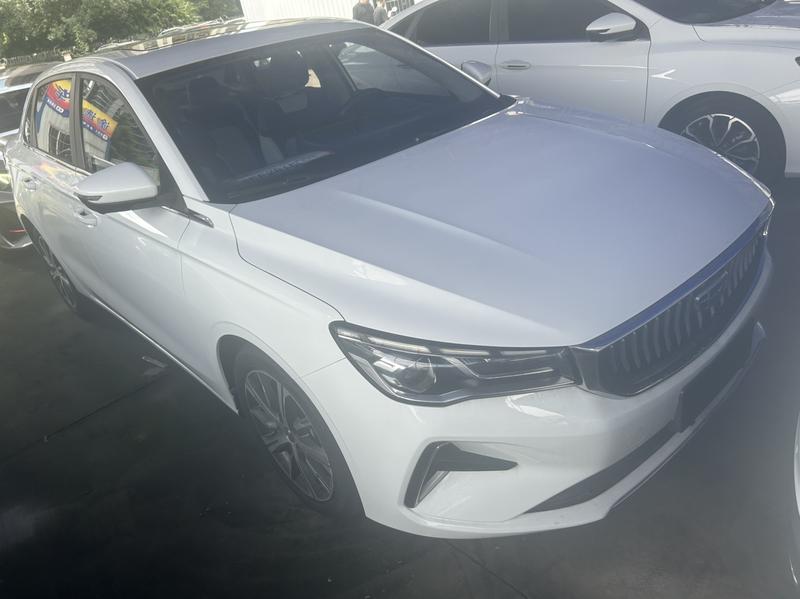 Geely Emgrand, 2022 — фото 2 из 10