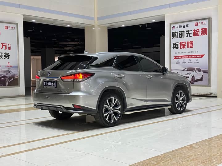Lexus RX, 2022 — фото 6 из 12