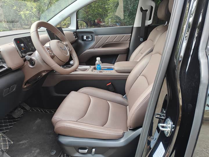 Wuling Starlight 730, 2026 — фото 7 из 9