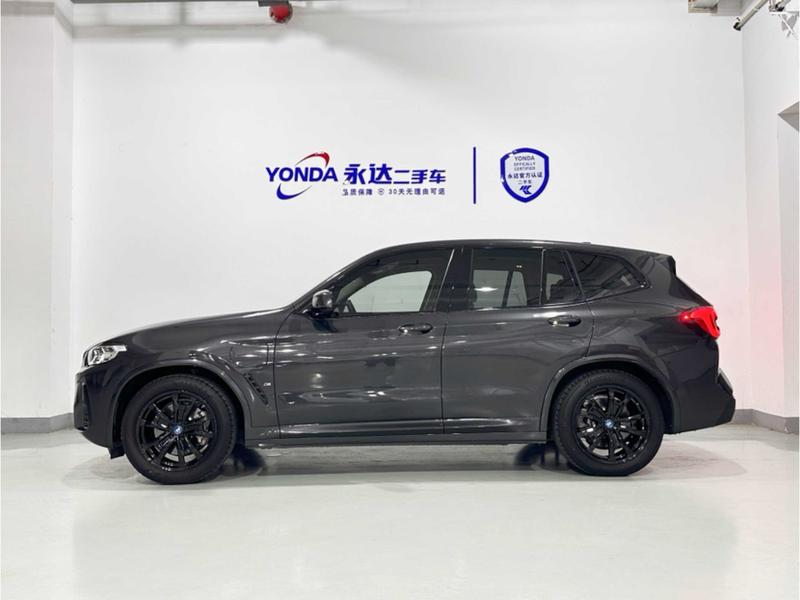 BMW iX3, 2022 — фото 3 из 12