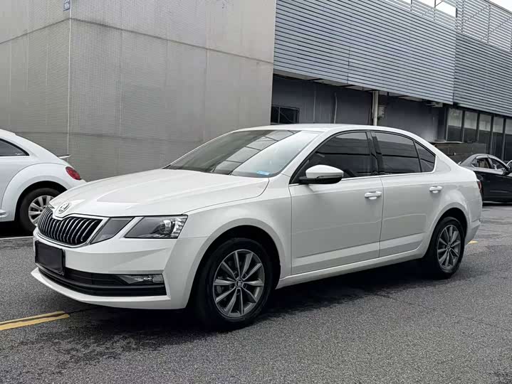 Skoda Octavia Pro, 2022 — купить в Санкт-Петербурге под ключ