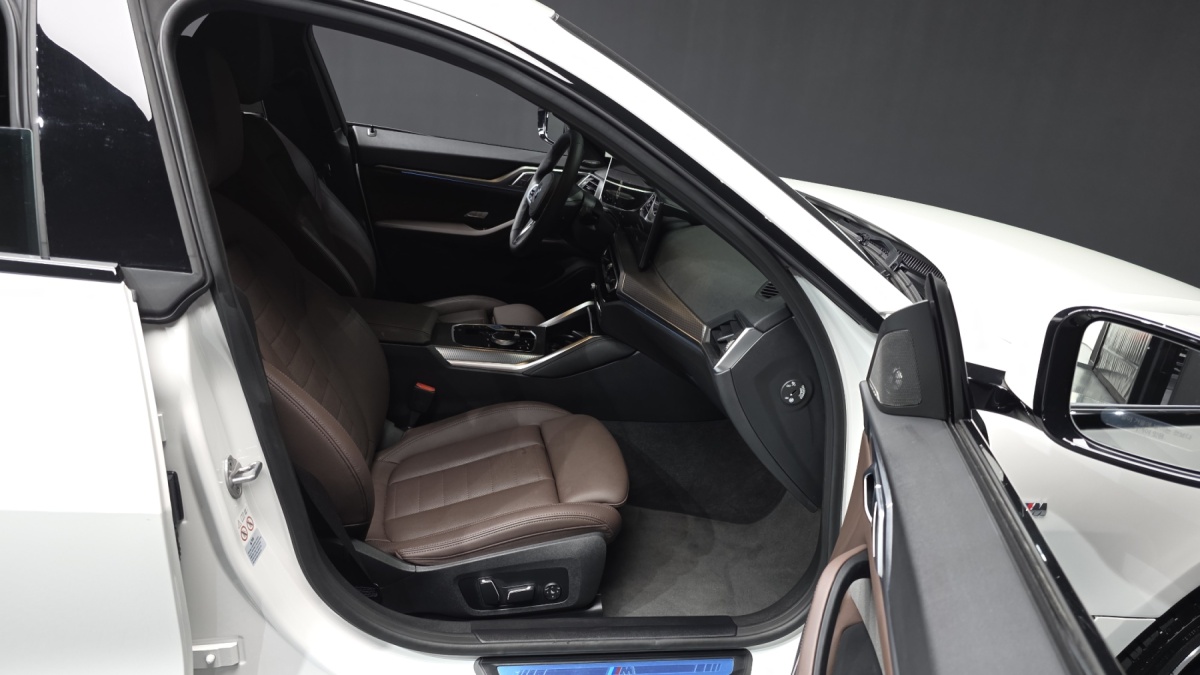BMW i4, 2024 — фото 11 из 12