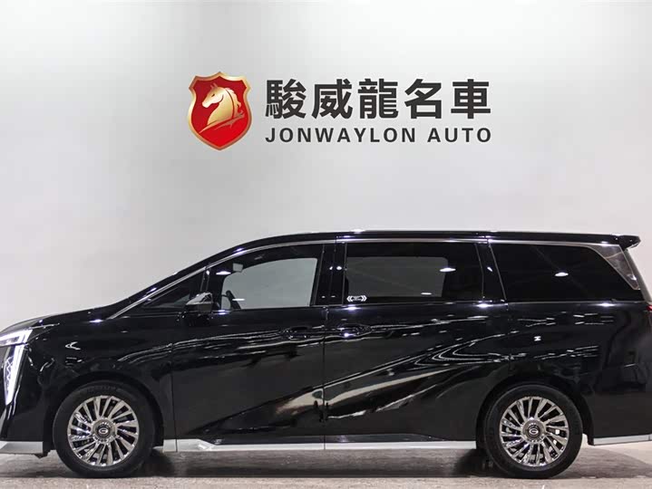 GAC Trumpchi M8, 2022 — фото 3 из 9