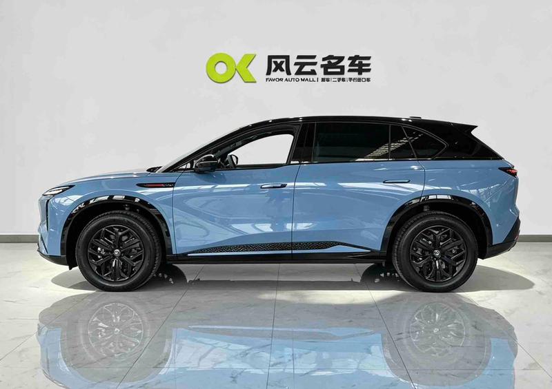 Hongqi EHS7 (Tiangong 08), 2025 — фото 4 из 9