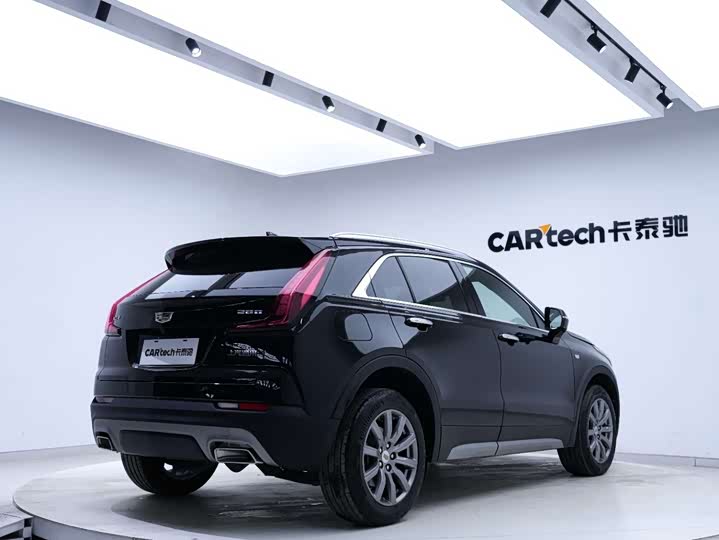 Cadillac XT4, 2023 — фото 8 из 9