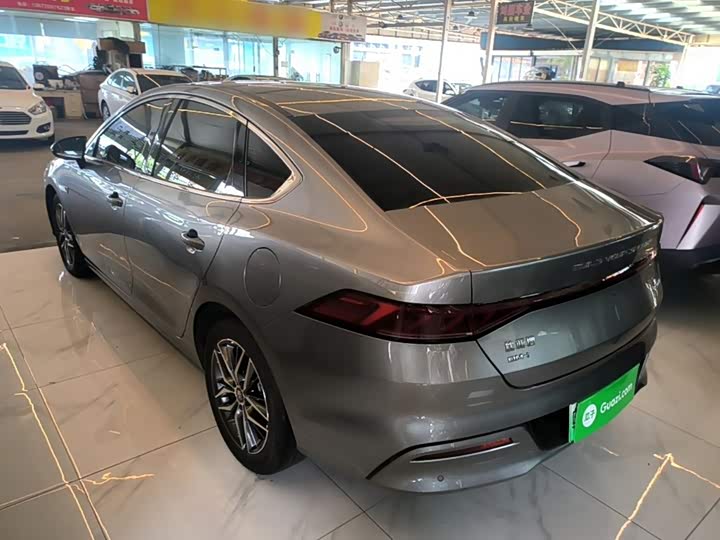BYD Qin Plus, 2022 — фото 5 из 9