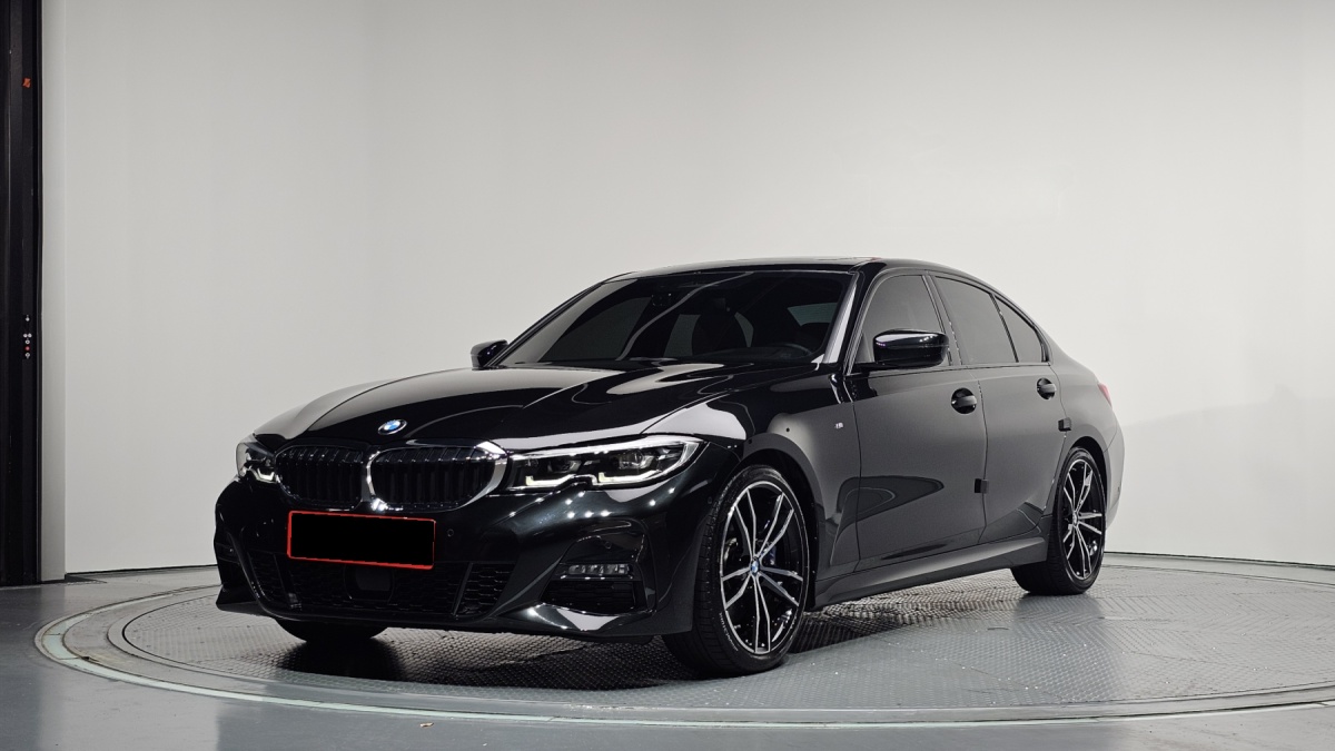 BMW 3 Series, 2022 — купить в Казани под ключ
