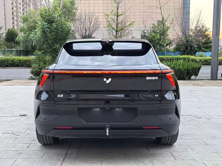 Geely Jiyue 01, 2023 — фото 8 из 9