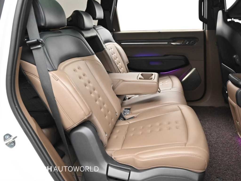 Kia EV9, 2023 — фото 11 из 12