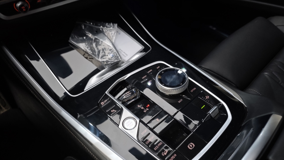 BMW X5, 2025 — фото 8 из 12