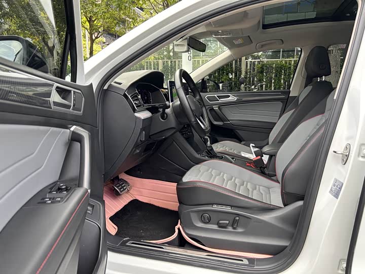 Volkswagen Tiguan X, 2022 — фото 4 из 9