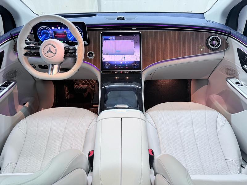 Mercedes-Benz EQE SUV, 2023 — фото 8 из 12