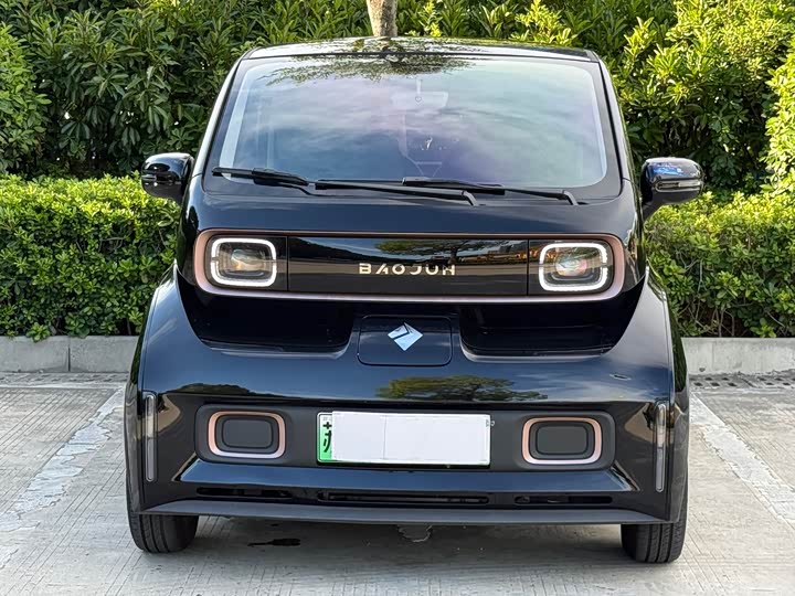 Baojun KiWi EV, 2022 — фото 2 из 9