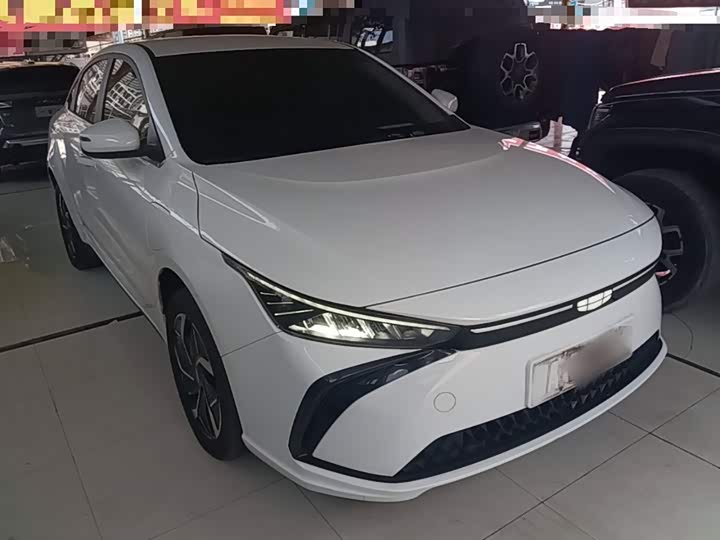 Geely Geometry G6, 2023 — фото 4 из 9