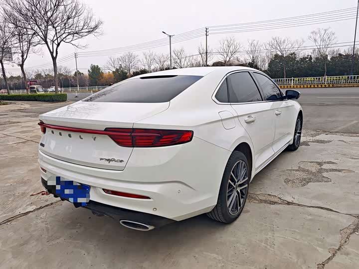 Geely Preface, 2021 — фото 4 из 9