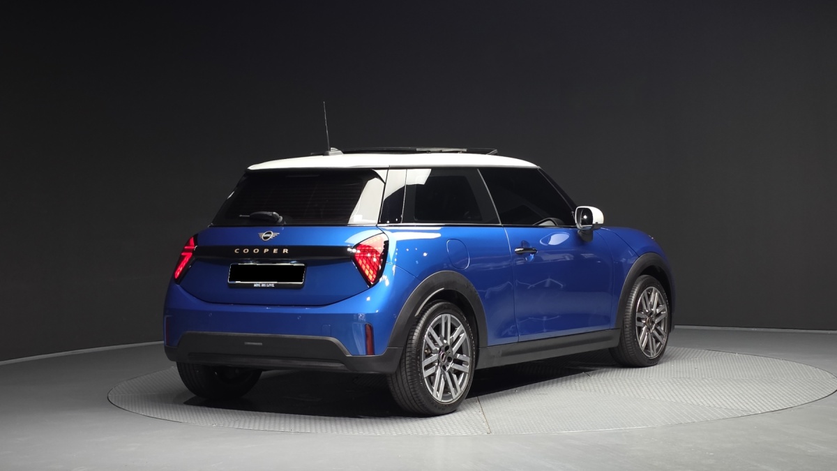 Mini Cooper, 2025 — фото 2 из 12