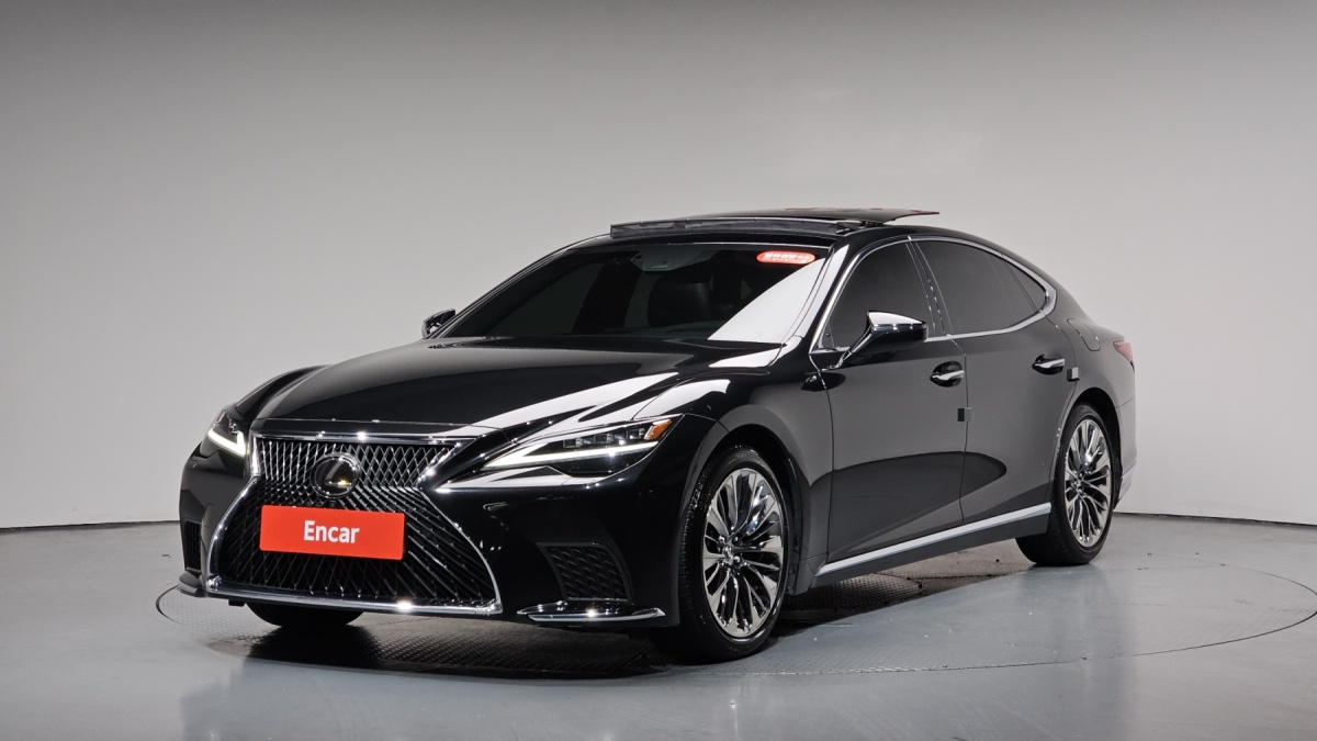 Lexus LS, 2022 — фото 11 из 12