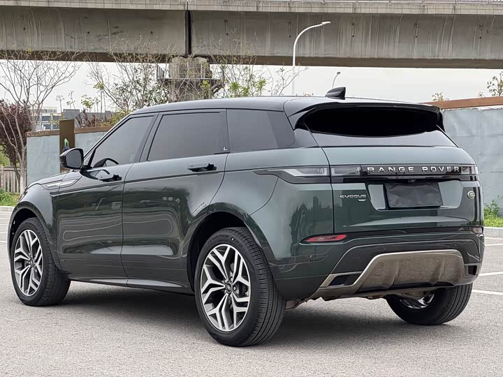 Land Rover Range Rover Evoque L, 2022 — фото 6 из 9