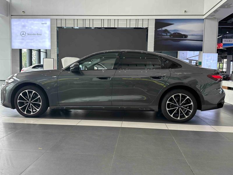 Audi A5L, 2025 — фото 3 из 8