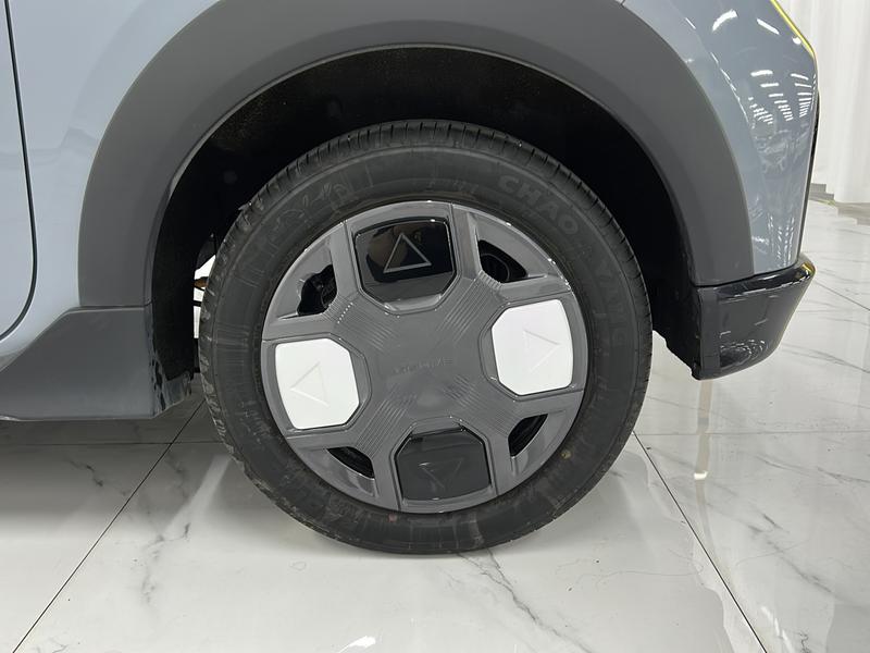 Geely Galaxy Panda Mini, 2025 — фото 11 из 12