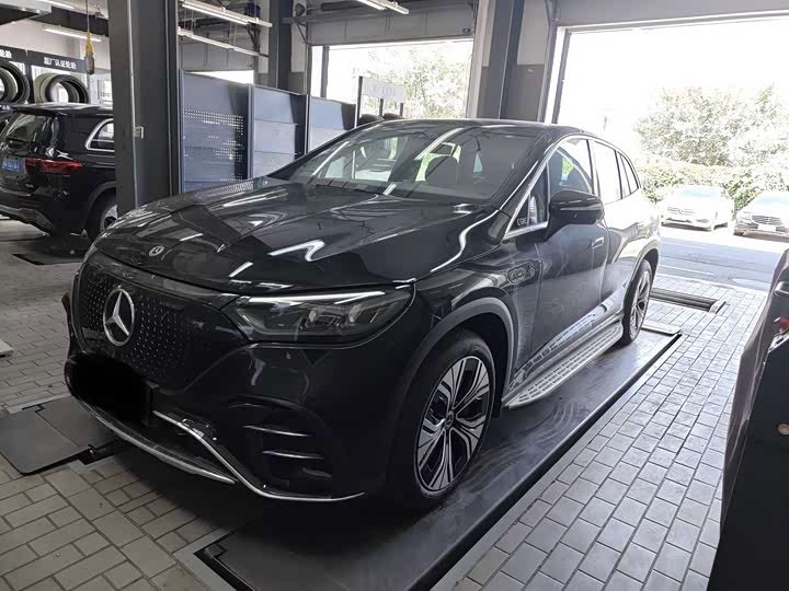 Mercedes-Benz EQE SUV, 2025 — купить в Чебоксарах под ключ