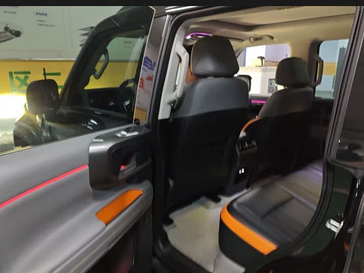 BAIC Beijing BJ40 Hybrid, 2025 — фото 5 из 9