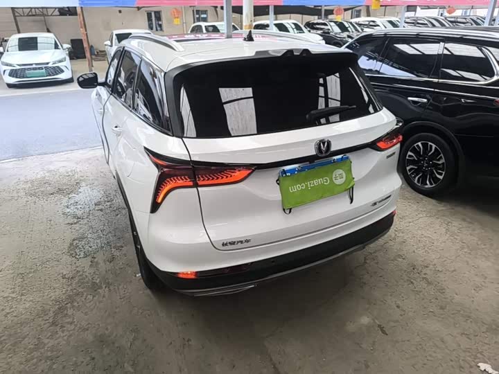 Changan CS75 Plus, 2022 — фото 5 из 9