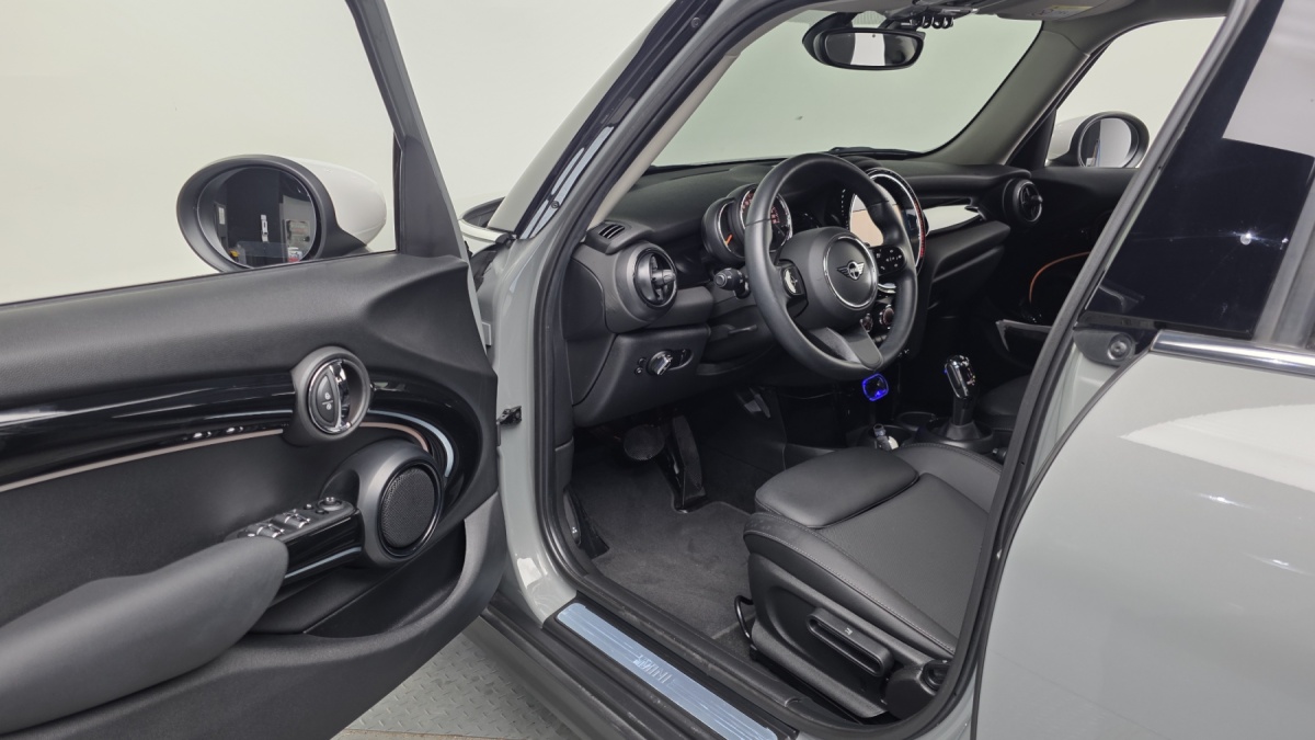 Mini Cooper, 2022 — фото 10 из 12